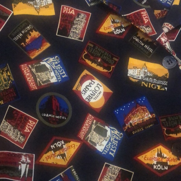 Short sleeve women’s blouse Navy print design of international travel size 20 - Picture 3 of 5